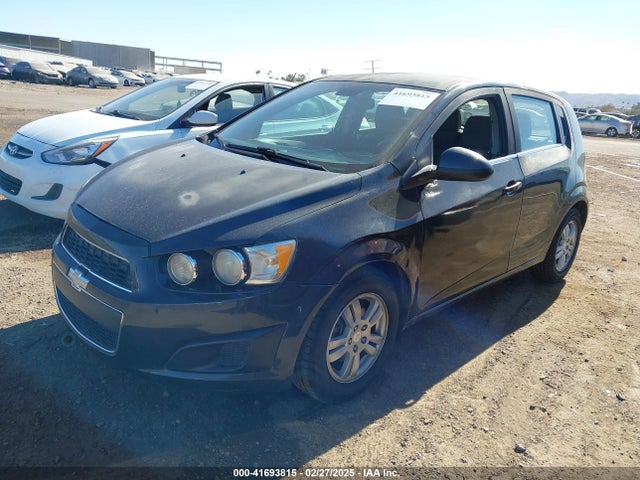 1G1JC6SH1E4111523 Chevrolet Sonic Lt Auto