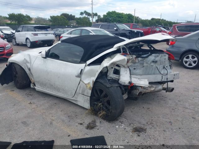 2011 NISSAN 370Z JN1AZ4FH3BM360604 Photo 2