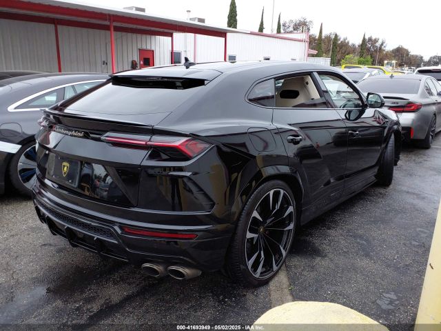 2021 LAMBORGHINI URUS ZPBUA1ZL0MLA14933 Photo 3