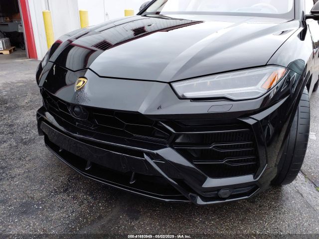 2021 LAMBORGHINI URUS ZPBUA1ZL0MLA14933 Photo 5