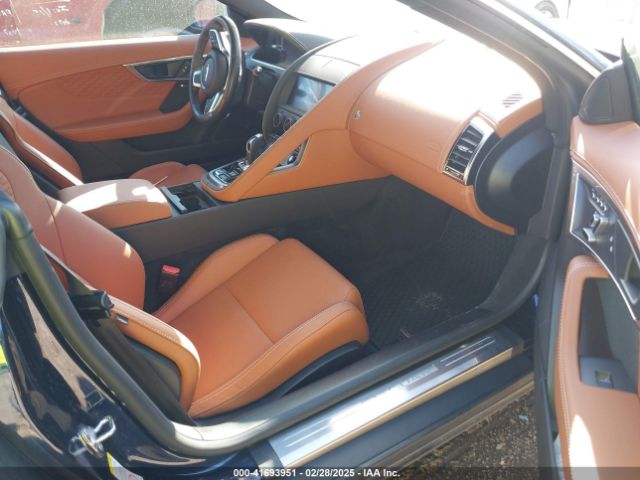 2023 JAGUAR F-TYPE SAJDD1EE7PCK80526 Photo 4