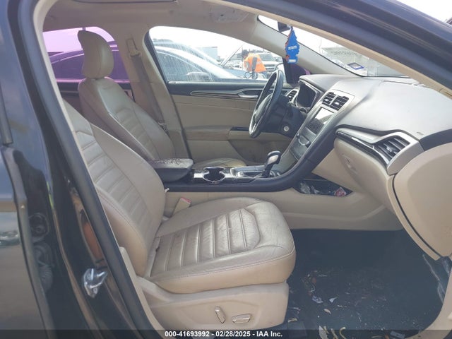 3FA6P0HD7FR205276 Ford FUSION SE