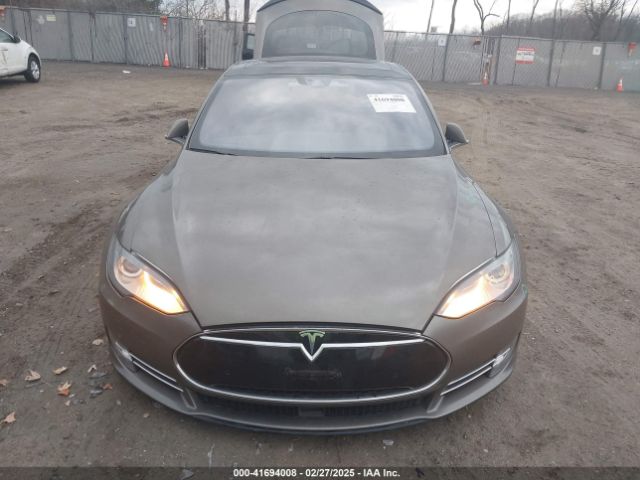 5YJSA1E22FF109558 Tesla MODEL S