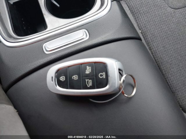 5NMS2DAJ4PH636383 Hyundai Santa Fe Sel
