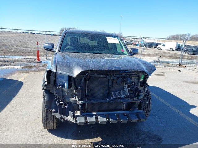 3TMCZ5AN9KM275537 Toyota Tacoma Sr5 V6