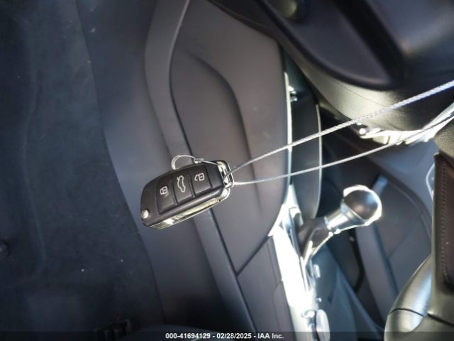 2017 AUDI A3 WAUAUGFF9H1053991 Photo 10