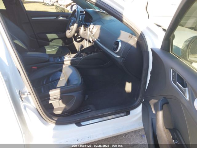 2017 AUDI A3 WAUAUGFF9H1053991 Photo 4