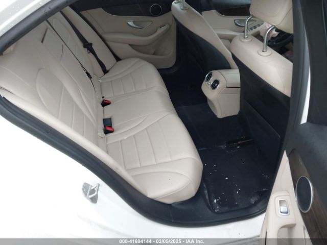 55SWF4JB9FU080360 Mercedes-Benz C 300 Luxury/sport