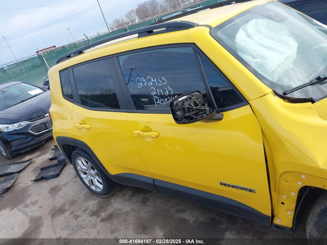 ZACCJABT1GPE29482 Jeep Renegade Latitude