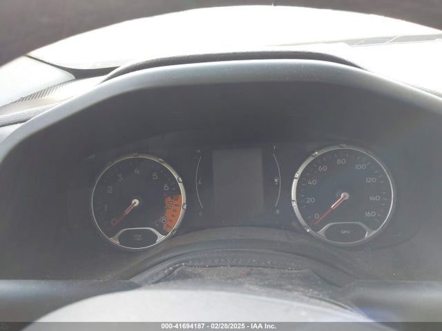 ZACCJABT1GPE29482 Jeep Renegade Latitude