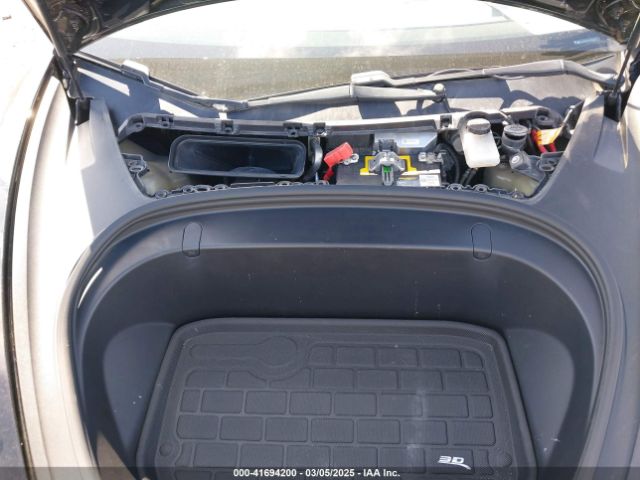 5YJ3E1EA7JF136425 Tesla Model 3 Long Range/mid Range