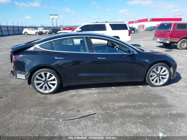 5YJ3E1EA7JF136425 Tesla Model 3 Long Range/mid Range