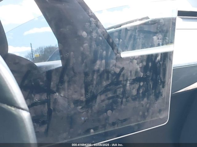 5YJ3E1EA7JF136425 Tesla Model 3 Long Range/mid Range