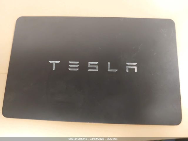 7SAYGAEE6RF171037 Tesla Model Y Long Range Dual Motor All-wheel Drive