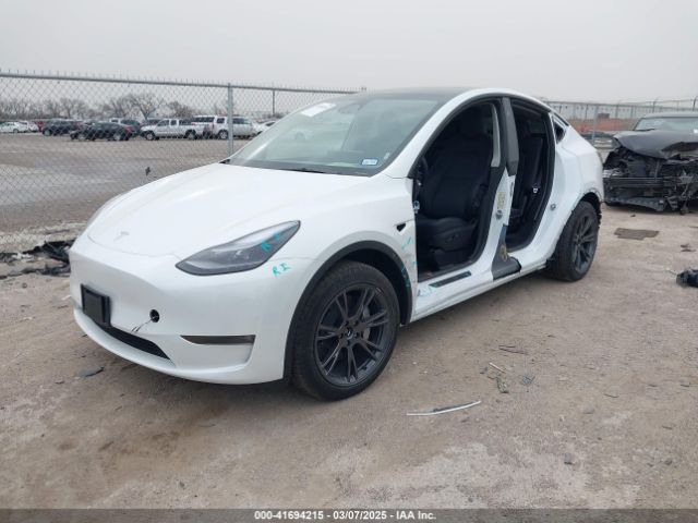 7SAYGAEE6RF171037 Tesla Model Y Long Range Dual Motor All-wheel Drive