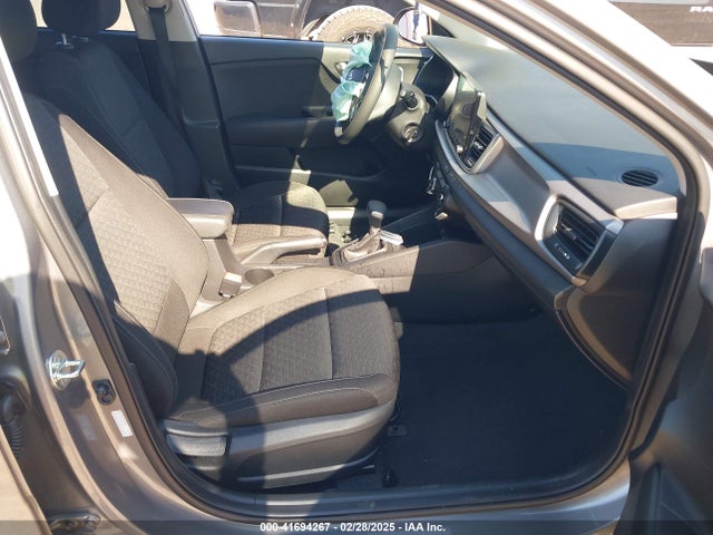 3KPA24AD6PE611403 KIA RIO S