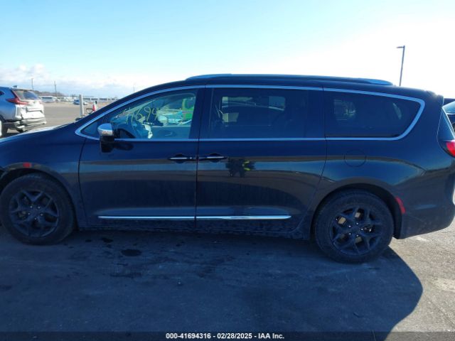 2C4RC1GG6LR114215 Chrysler Pacifica Limited