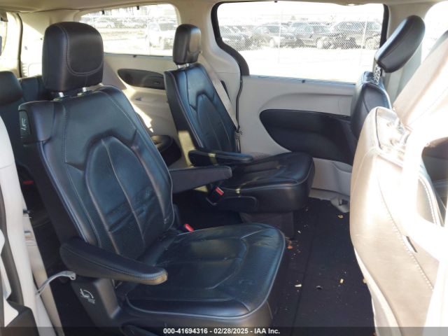 2C4RC1GG6LR114215 Chrysler Pacifica Limited