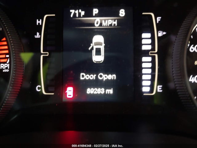 41694348 :رقم المزاد ، 1C4PJLLB0JD509803 vin ، 2018 Jeep Cherokee Latitude Plus Fwd مزاد بيع