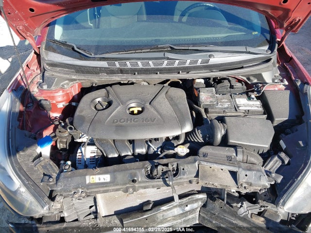 5NPDH4AE2FH581606 Hyundai ELANTRA SE