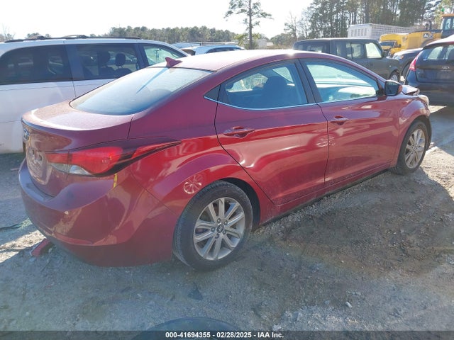 5NPDH4AE2FH581606 Hyundai ELANTRA SE