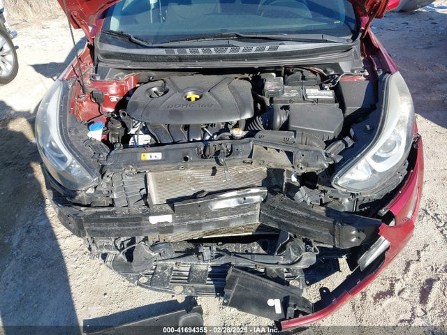 5NPDH4AE2FH581606 Hyundai ELANTRA SE