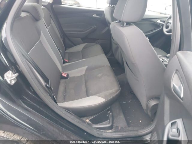1FADP3F21EL344388 Ford FOCUS SE