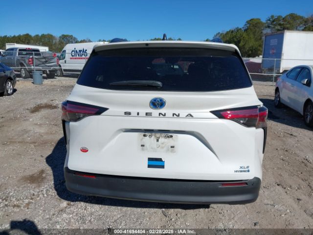 5TDYRKEC1NS136293 Toyota SIENNA XLE