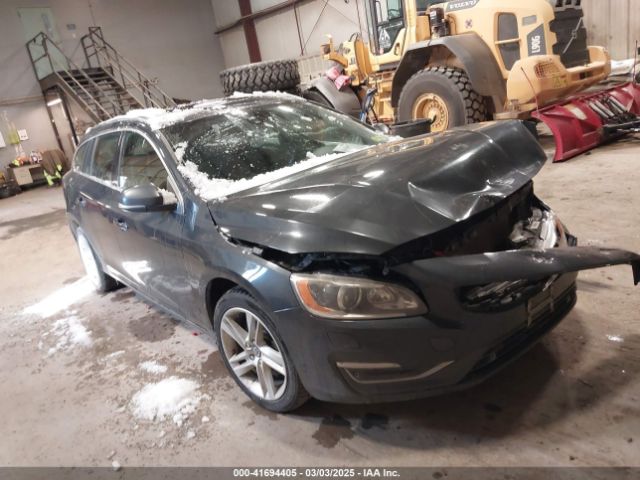 2015 VOLVO V60 YV126MED8F1212989