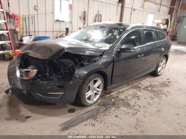 2015 VOLVO V60 YV126MED8F1212989 Photo 1
