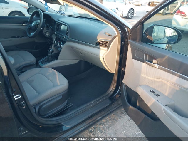 KMHD84LFXKU731169 Hyundai ELANTRA SEL