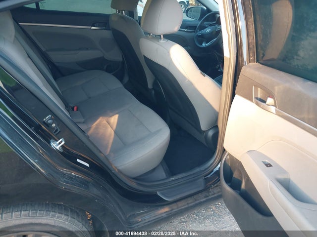 KMHD84LFXKU731169 Hyundai ELANTRA SEL