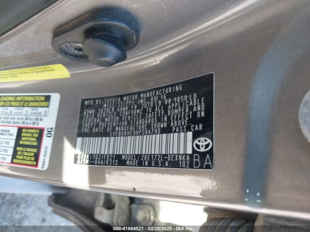 5YFBURHE9HP584790 Toyota COROLLA LE