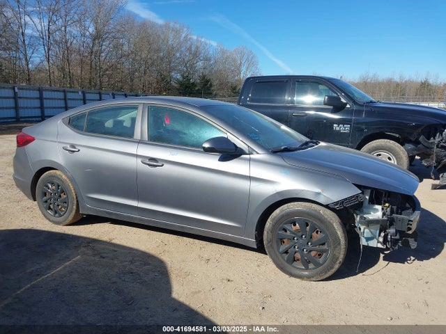 Hyundai ELANTRA SE 2019 5NPD74LF1KH489759 Image 13