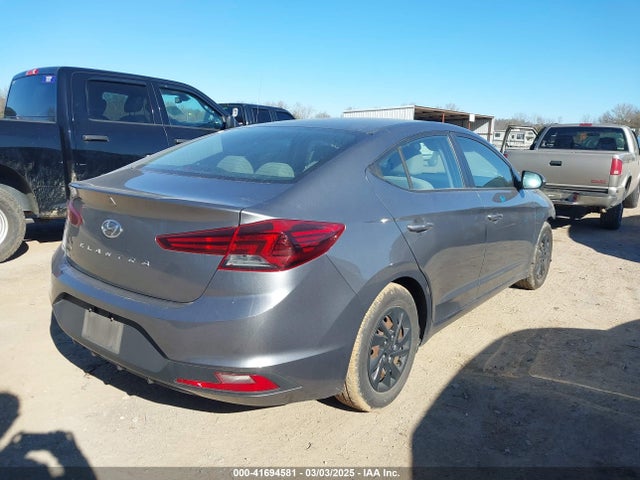 Hyundai ELANTRA SE 2019 5NPD74LF1KH489759 Image 4