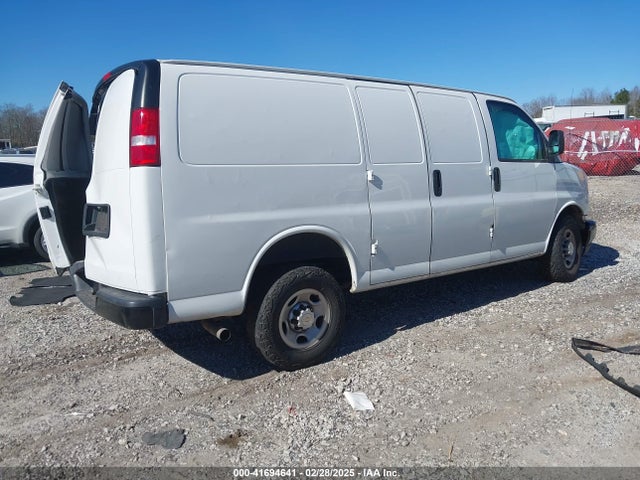 1GCWGAFP7M1149621 Chevrolet lv1