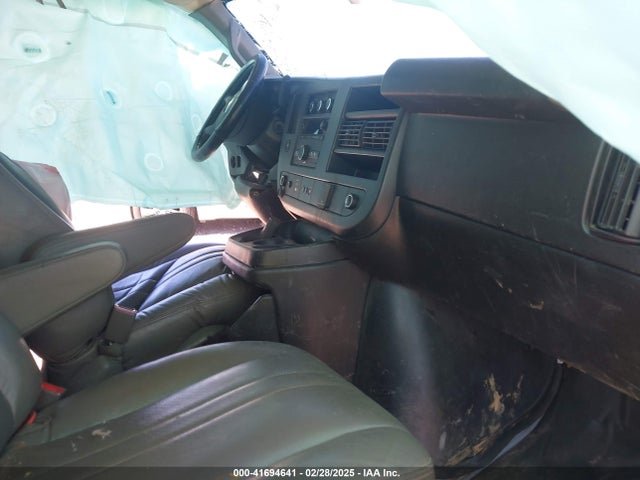 1GCWGAFP7M1149621 Chevrolet lv1