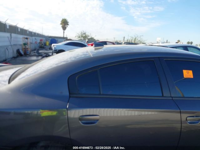 2C3CDXGJ7KH588717 Dodge Charger Scat Pack Rwd