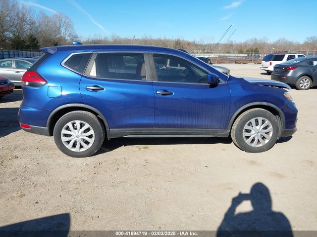 Nissan ROGUE S 2017 KNMAT2MT9HP503900 Image 13