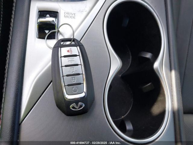 JN1EV7KK2NM600827 Infiniti Q60 Luxe