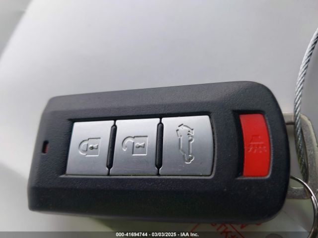 JA4AZ3A38LZ020558 Mitsubishi Outlander Sel 2.4 S-awc