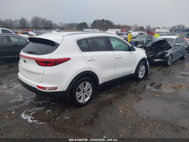 KNDPM3AC6H7266073 KIA Sportage Lx