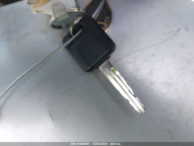 3N6CM0KN9FK696110 Nissan Nv200 S