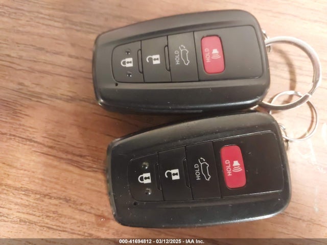 Toyota Rav4 Limited 2021 JTMN1RFV3MD069936 Image 11