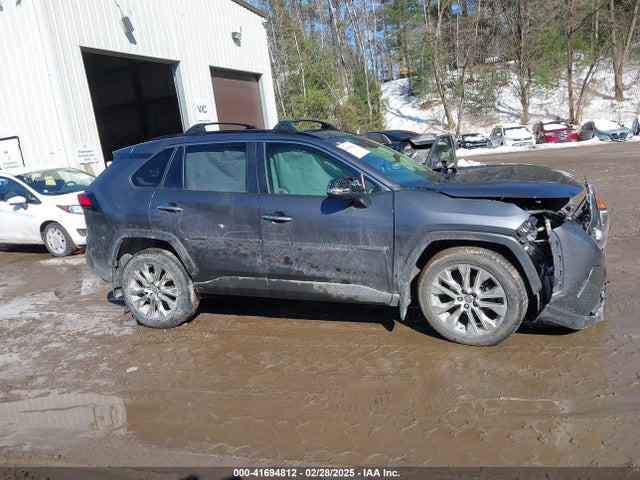 Toyota Rav4 Limited 2021 JTMN1RFV3MD069936 Image 13