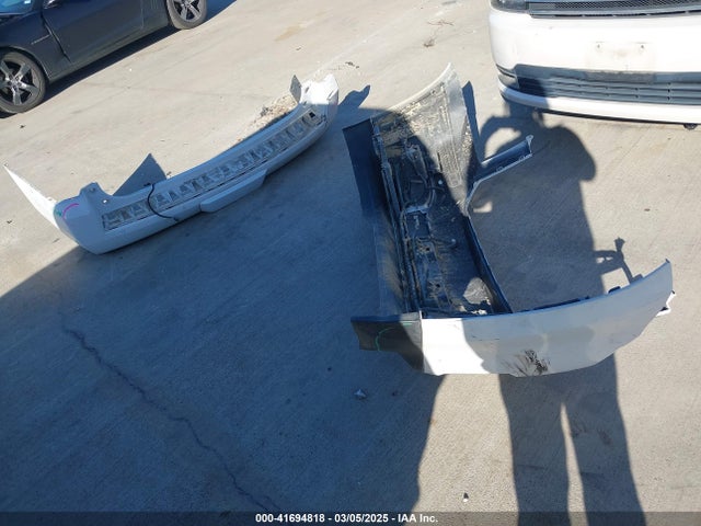 GMC l83 - spark ignited direct injection, variable valve timing, afm, e85 max, alum 2019 1GKS1AKC0KR397635 Image 12