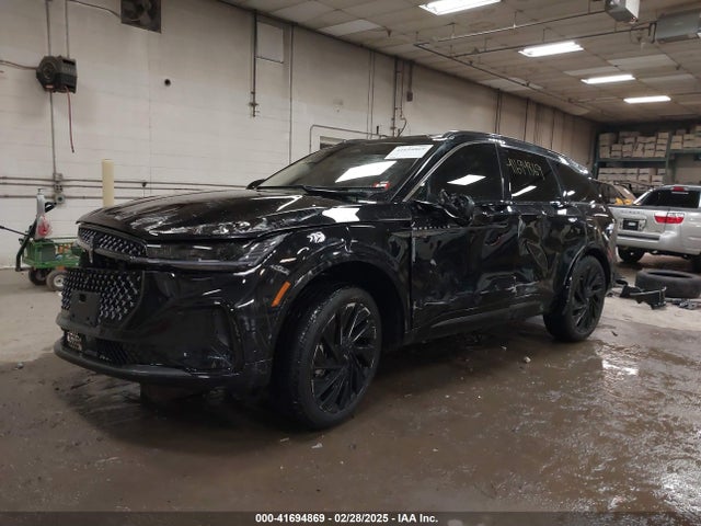2024 LINCOLN NAUTILUS 5LMPJ9J43RJ876353 Photo 1