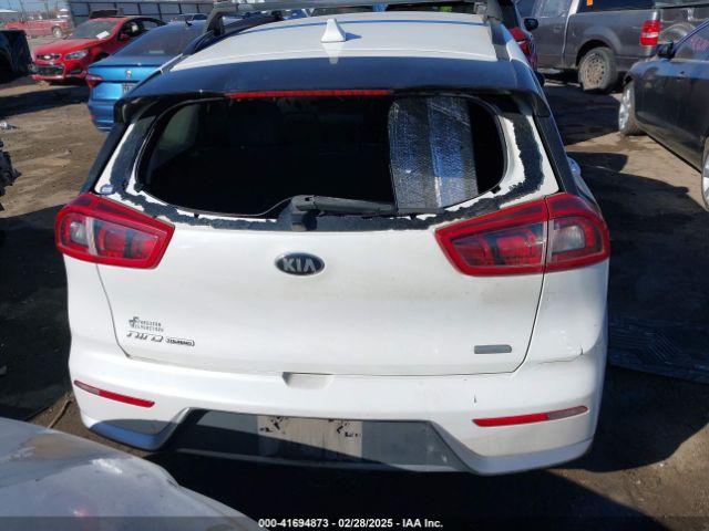 KNDCC3LC4H5053049 KIA NIRO EX