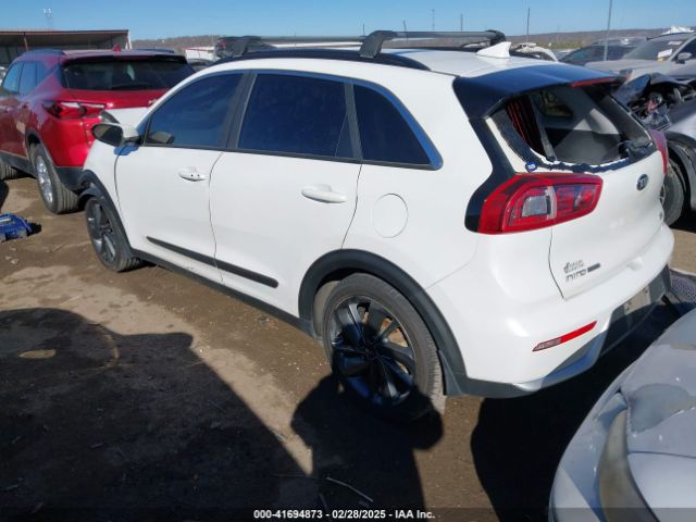KNDCC3LC4H5053049 KIA NIRO EX