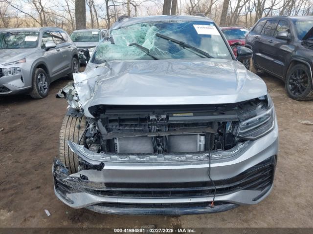 3VVCB7AX2RM209005 Volkswagen Tiguan 2.0t Se R-line Black
